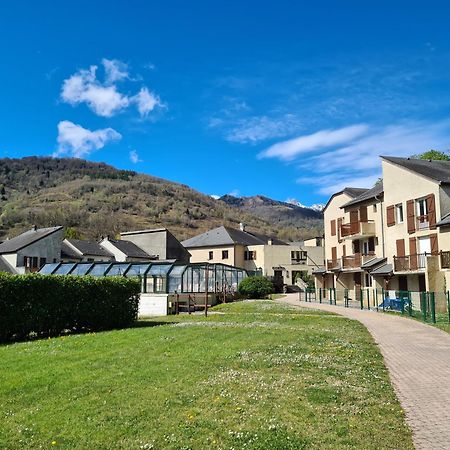 Escapade Montagne En Famille, Appartement Cosy Avec Piscine Couverte Bielle Exterior foto